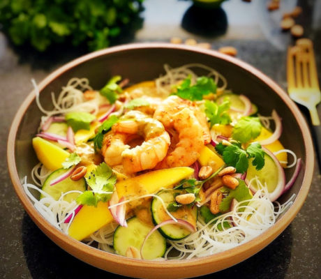 Ensalada China de Gambas, Fideos y Crudités