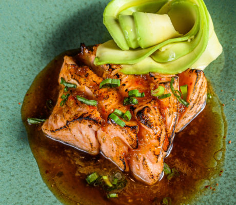 Salmón Glaseado con Mandarina y Jengibre