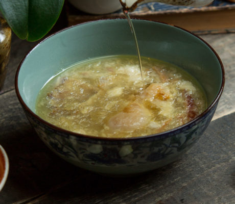 Sopa Oriental de Aleta de Tiburón