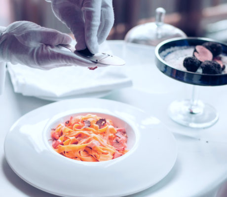Papardelle de Zanahoria con Trufa Negra y Verduras Salteadas