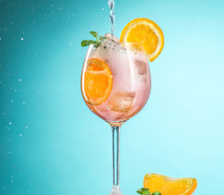 Coctel de Pomelo Rosa, Romero y Lima-Limón Spritzer