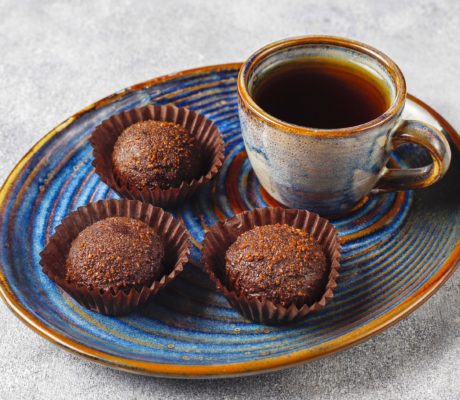 Trufas de Chocolate Negro y Leche condensada