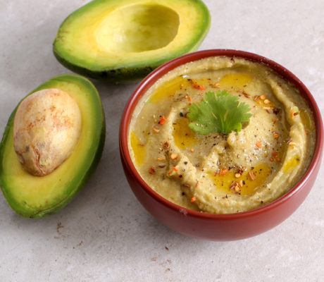 Hummus de Aguacate y Pistachos