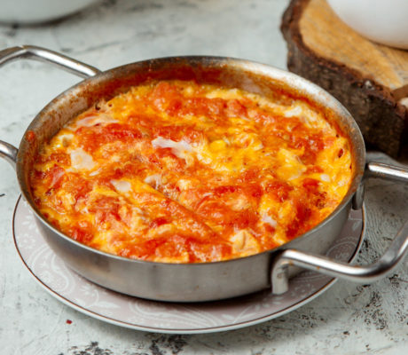 Tortilla de Tomates secos y Quesos variados