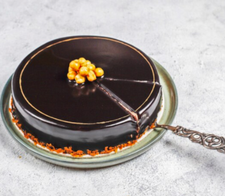 Tarta de Chocolate, Crema de Naranja tostada y Mousse de Chocolate Blanco