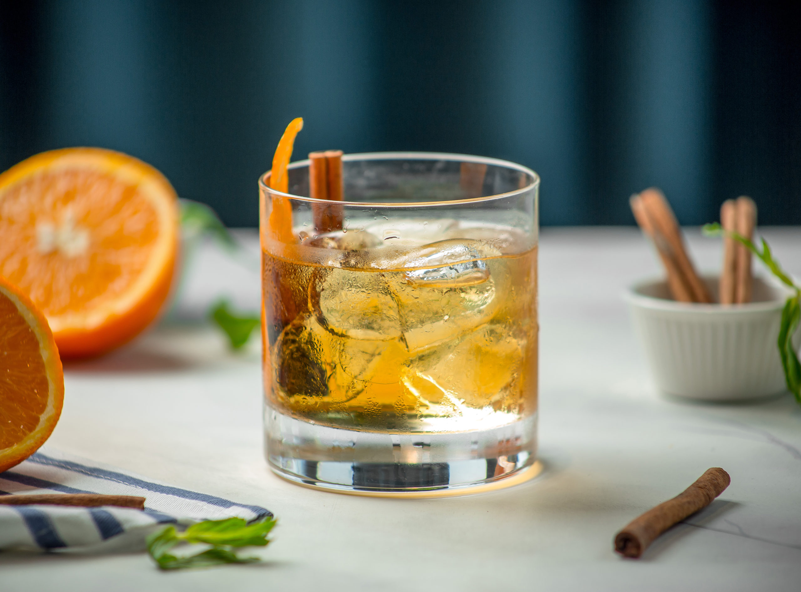 Whisky Coctel añejo, Canela y Naranja 