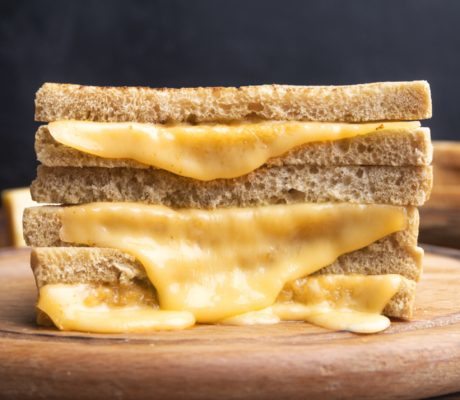 Sandwich de Cheddar en Tres Texturas