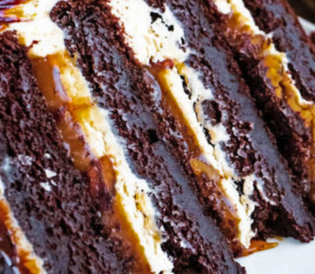 Tarta de Chocolate con Crema de Caramelo Salado y Pecanas