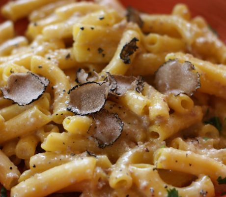Pasta Ziti al Ajillo de Trufas