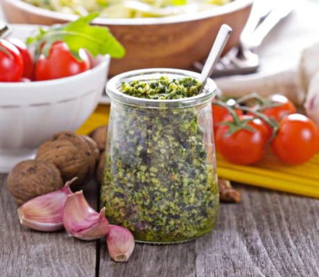 Salsa Pesto de Albahaca, Rúcula con Almendras y Nueces