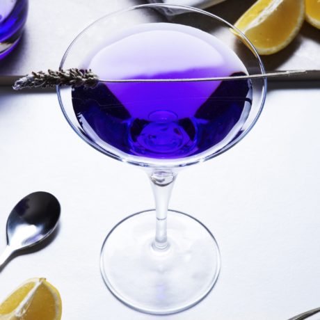 Martini de Violetas y Lavanda