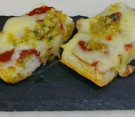 Pan Cheezzas
