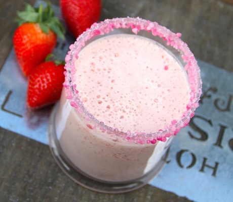 Batido de Horchata y Fresa con Ron