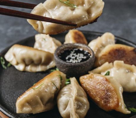 Dumpling de Pulpo y Patata a la Gallega con Salsa de su Jugo al Albariño