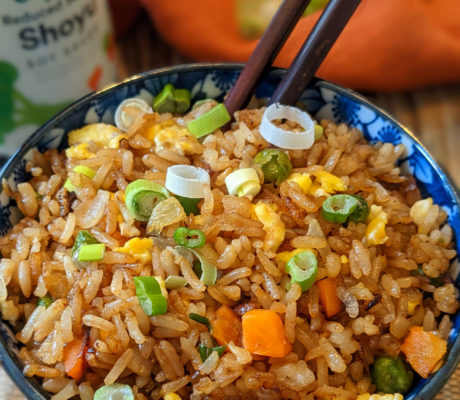 Arroz Frito con Huevo y Verduras