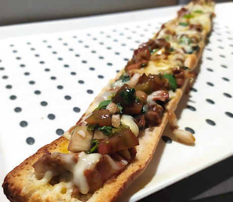 Panini Pullet con Crema de Setas, Trufas y Pico Express
