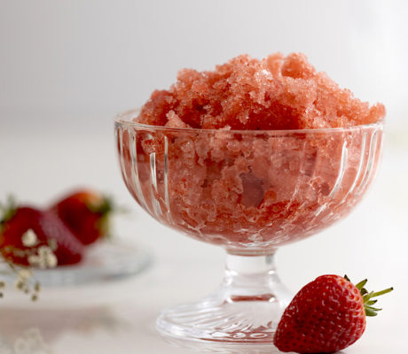 Granizado de Fresa, Campari y Licor de Piruleta