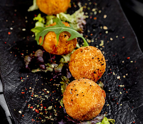 Croquetas de Bacalo con Pasas