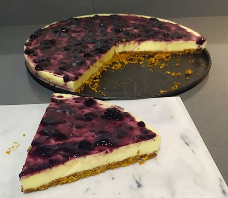 Tarta de Queso con Mermelada de Arándanos