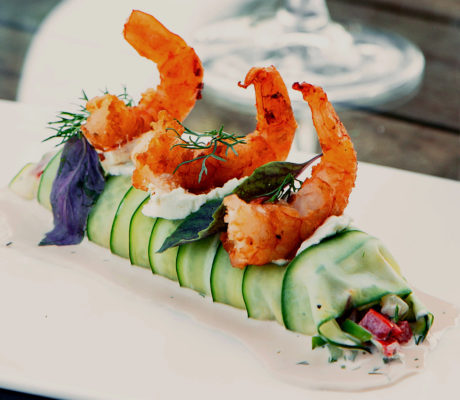 Ensalada tibia en Rollo con Langostinos y Ricotta