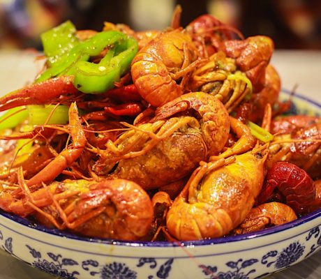 Cangrejos de Río Fritos con Salsa Oriental