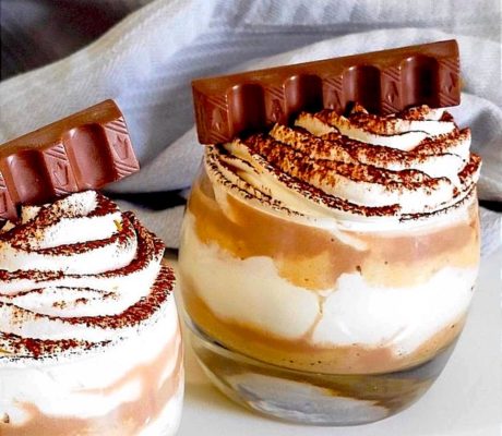 Tiramisú rápido de Kinder Bueno
