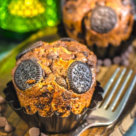 Muffins de Oreo con Pepitas de Chocolate relleno de Crema