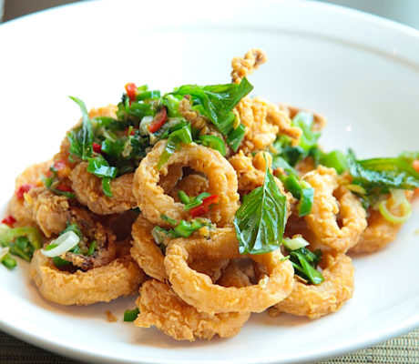 Calamares Rebozados con Vinagreta de Hierbas