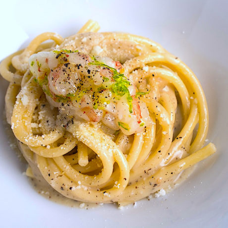 Pasta con Gambas y Salsa de Parmesano