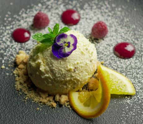 Mousse de Pistacho y Limón con Tierra Cítrica de Jengibre