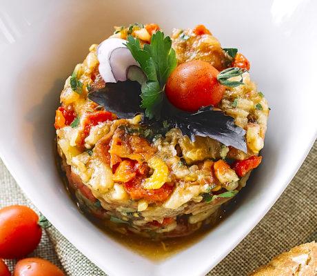 Ensaladilla Templada Asada con Aliño de Yema curada