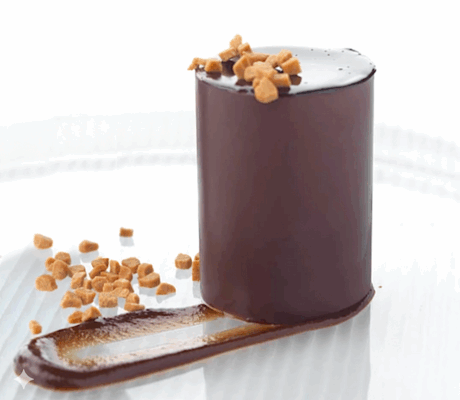Mousse de Chocolate y Caramelo Salado con Glaseado Brillante