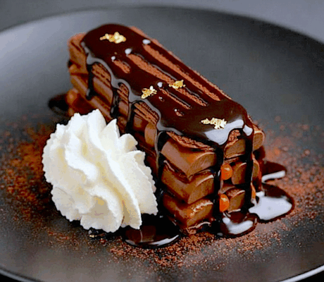 Milhojas de Chocolate Cremoso