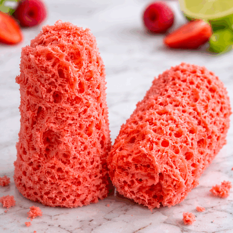 Bizcocho de Frambuesa y Fresa con Sifón