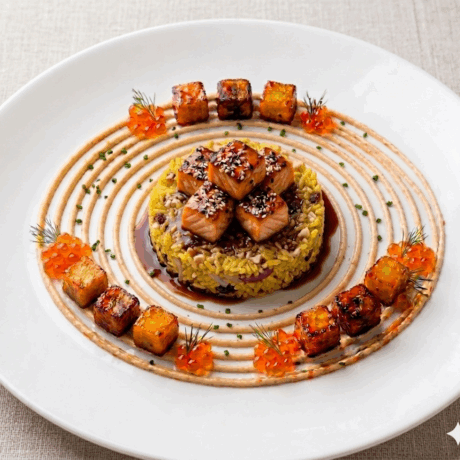 Salmón Glaseado con Arroz Jazmín Especiado