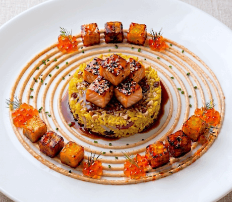 Salmón Glaseado con Arroz Jazmín Especiado