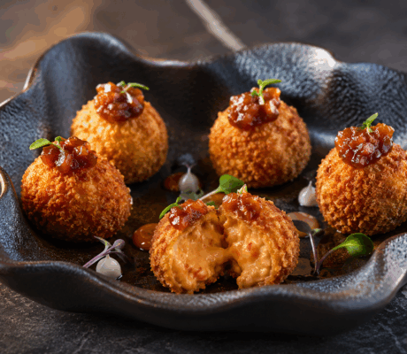 Croquetas de Sobrasada con Cebolla Caramelizada a la Miel
