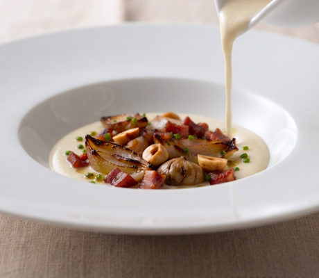 Vichyssoise de Pera con su Guarnición
